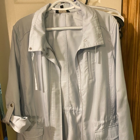 Talbots size Large lightweight blue jacket. - Picture 3 of 6